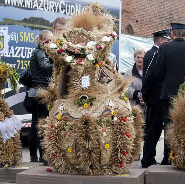 - dozynki_wojewodzkie_wieniec.jpg - dozynki_wojewodzkie_wieniec.jpg